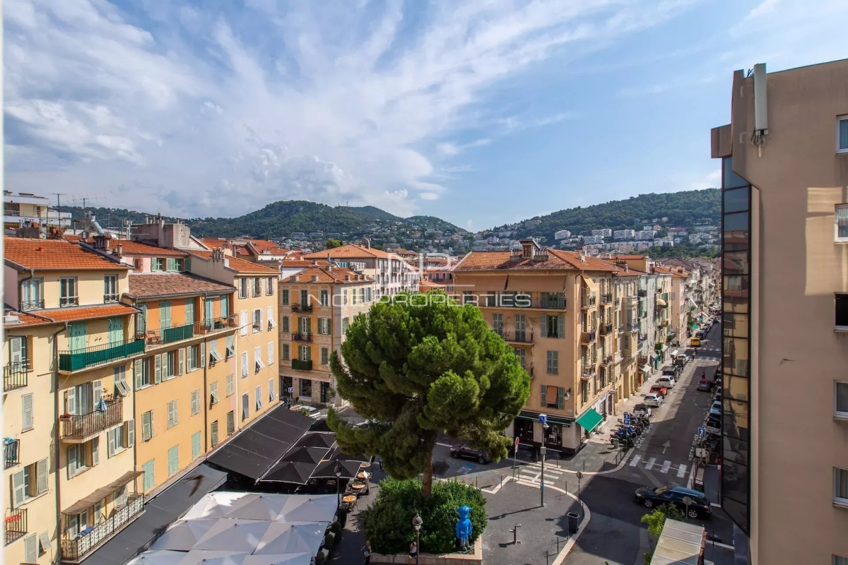 Luxury Apartment for sale in Nice, 990 000 €, Photo 2