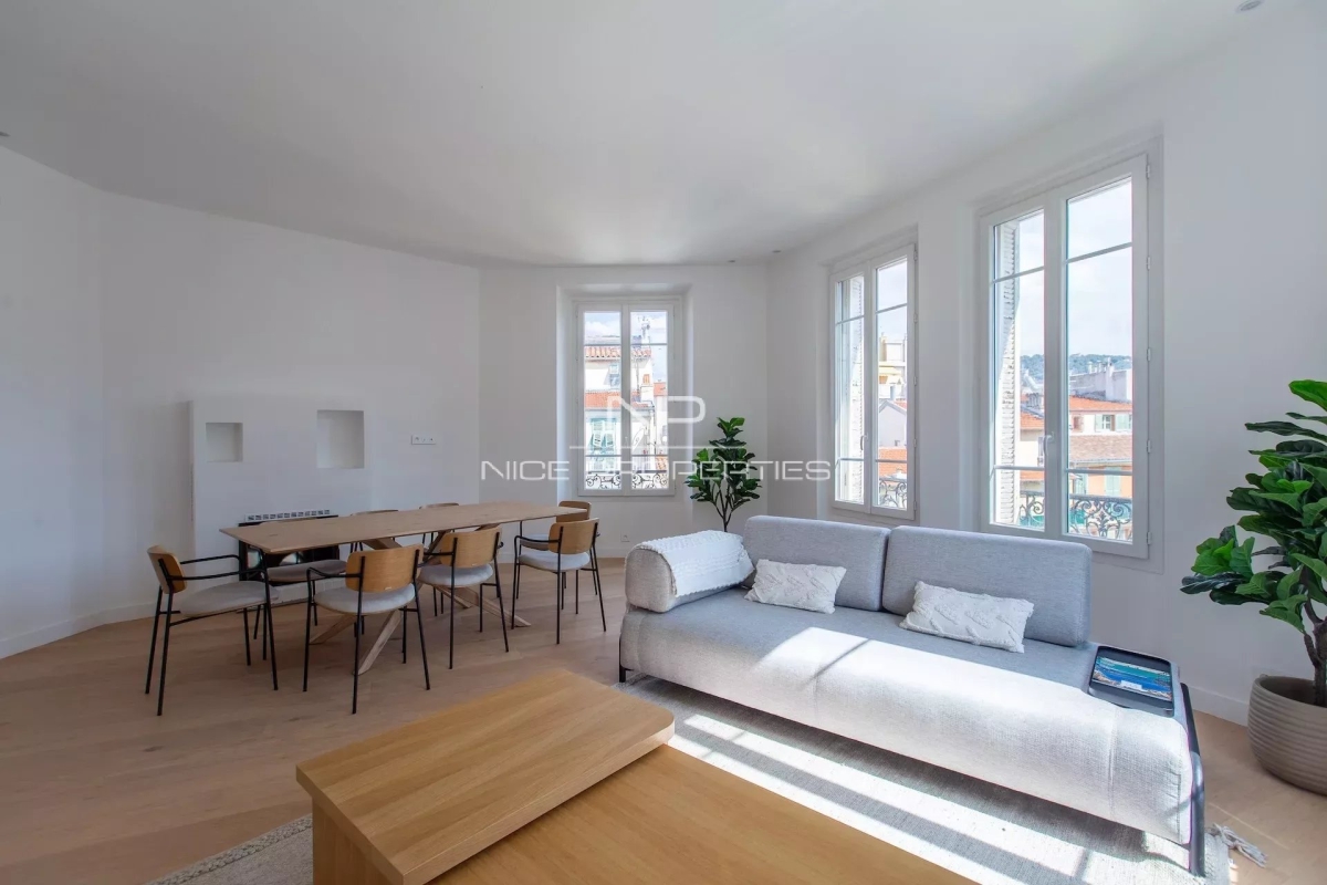 Luxury Apartment for sale in Nice, 990 000 €, Photo 3