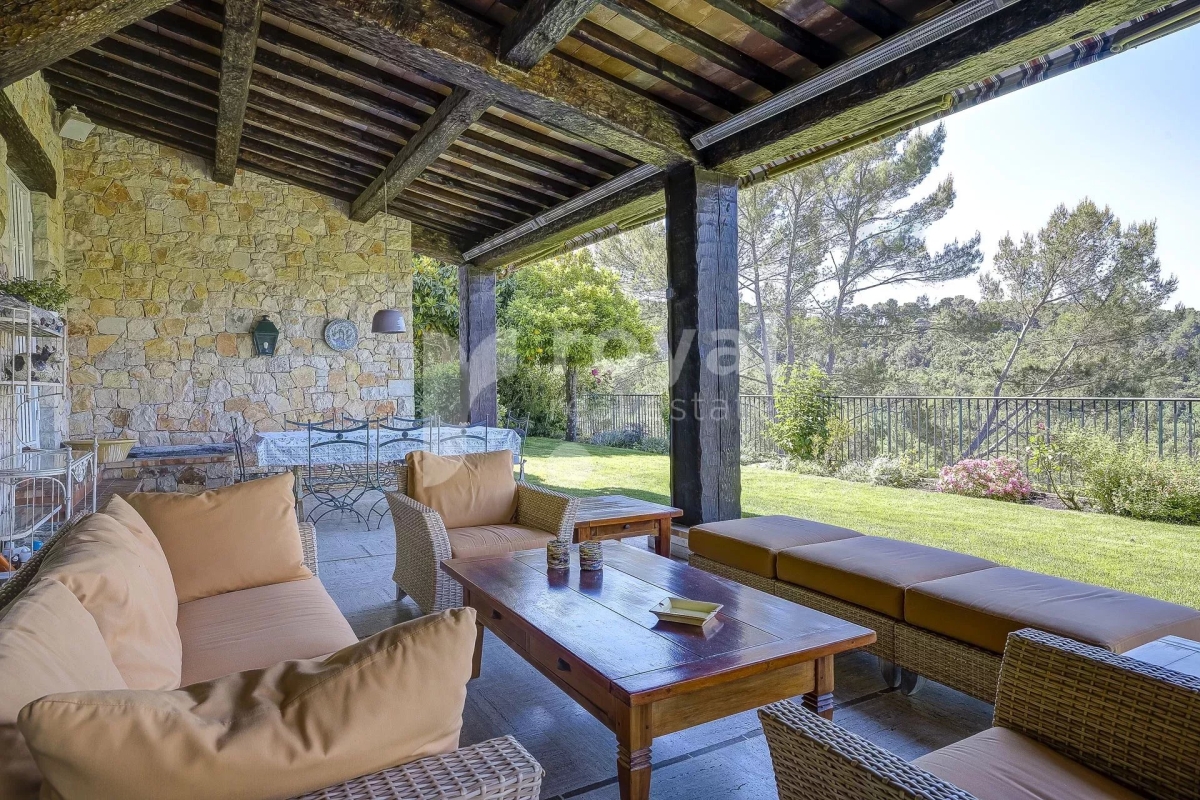 Maison de luxe à vendre à Biot, 1 590 000 €, Photo 3