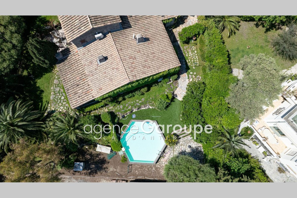 Maison de luxe à vendre à Cap d'Antibes, 1 895 000 €, Photo 4