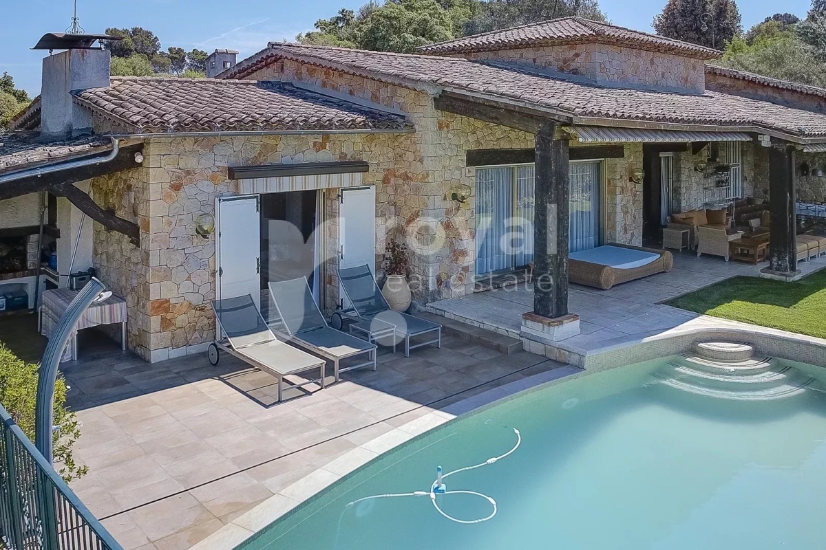 Maison de luxe à vendre à Biot, 1 590 000 €, Photo 4