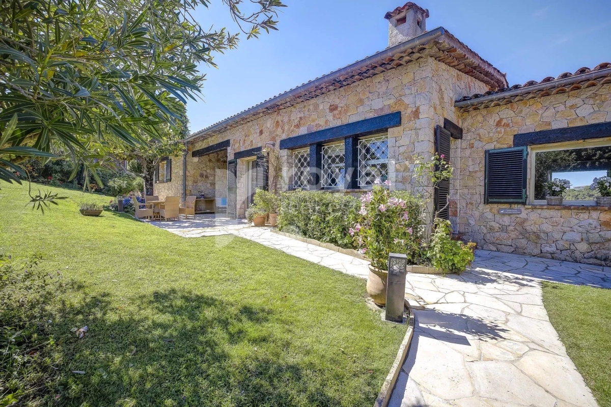 Maison de luxe à vendre à Biot, 1 590 000 €, Photo 5