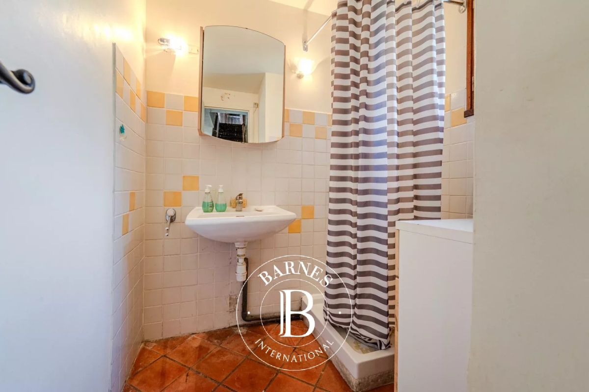 Luxury House for sale in Gordes, 760 000 €, Photo 7