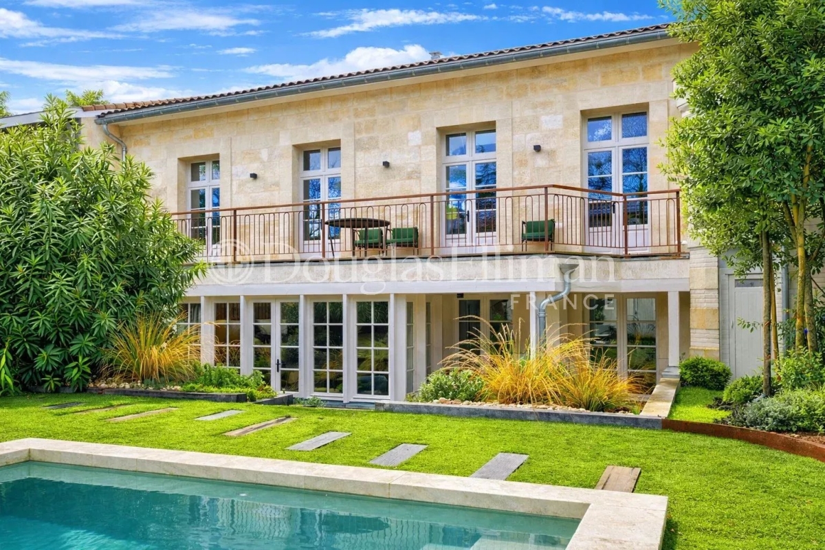Luxury House for sale in Bordeaux, 1 895 000 €, Photo 1