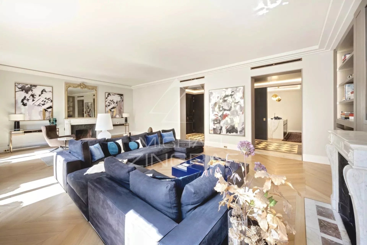 Luxury Apartment for sale in Paris 8ème, 5 800 000 €, Photo 2