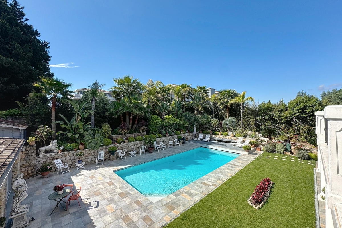 Luxury House for sale in Mougins, 1 900 000 €, Photo 2