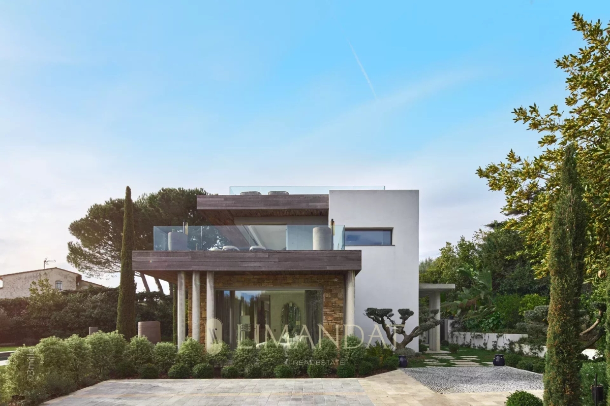 Luxury House for rental in Cap d'Antibes, 35 500 €, Photo 1