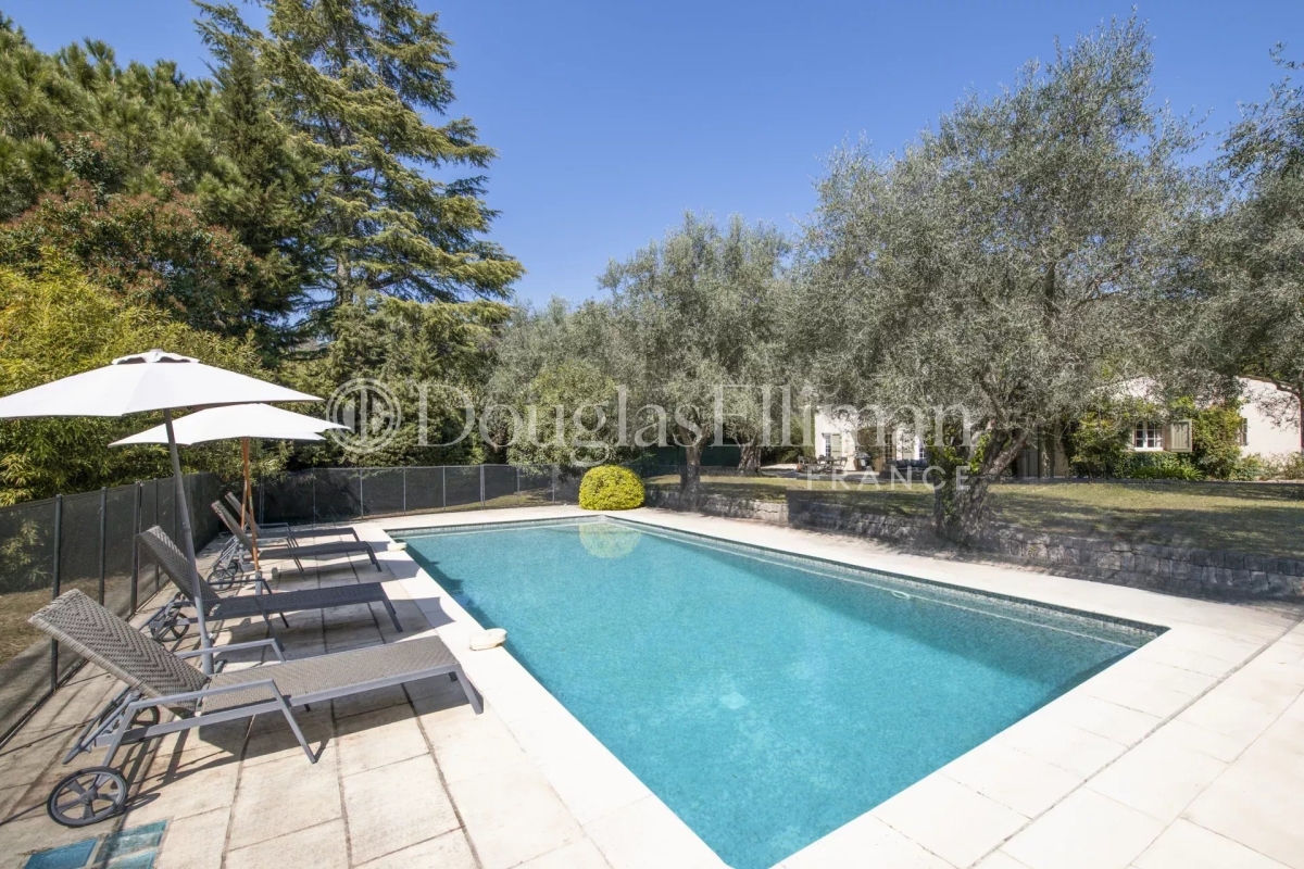 Luxury House for sale in Mougins, 1 850 000 €, Photo 4