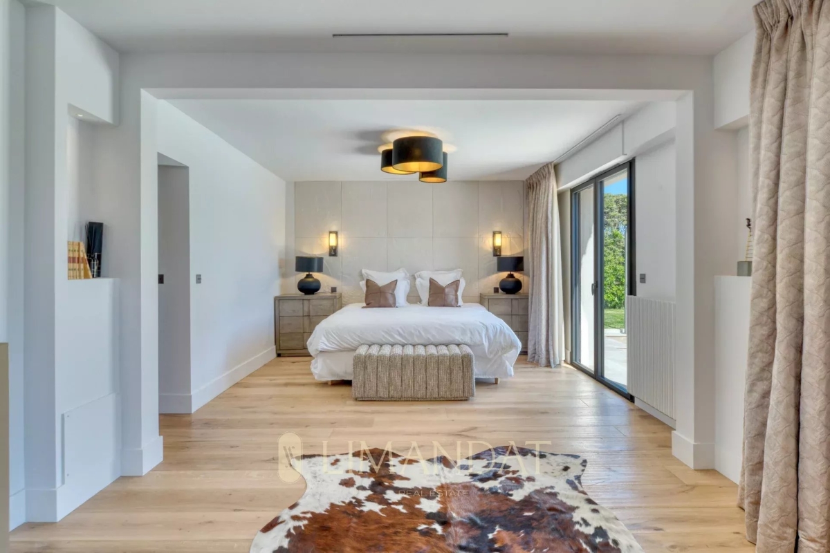 Maison de luxe à louer à Cannes, 27 100 €, Photo 5