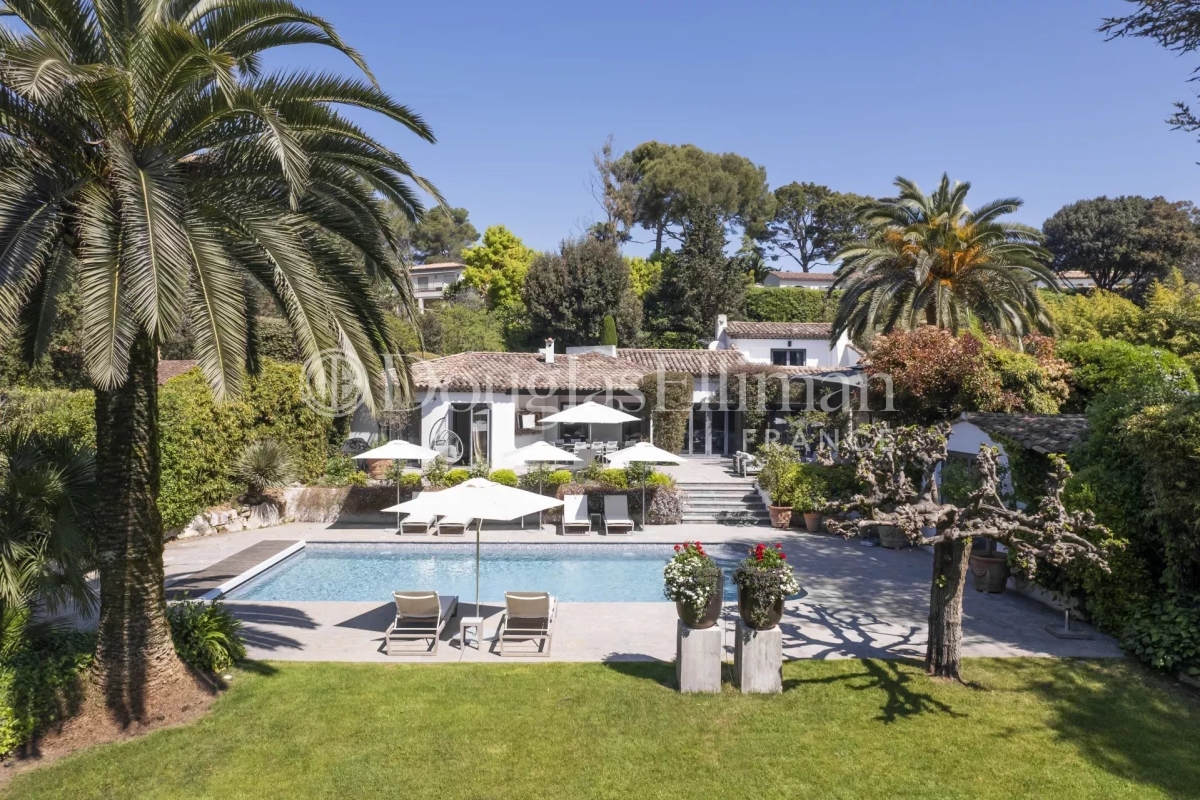 Luxury House for sale in Mougins, 3 995 000 €, Photo 1