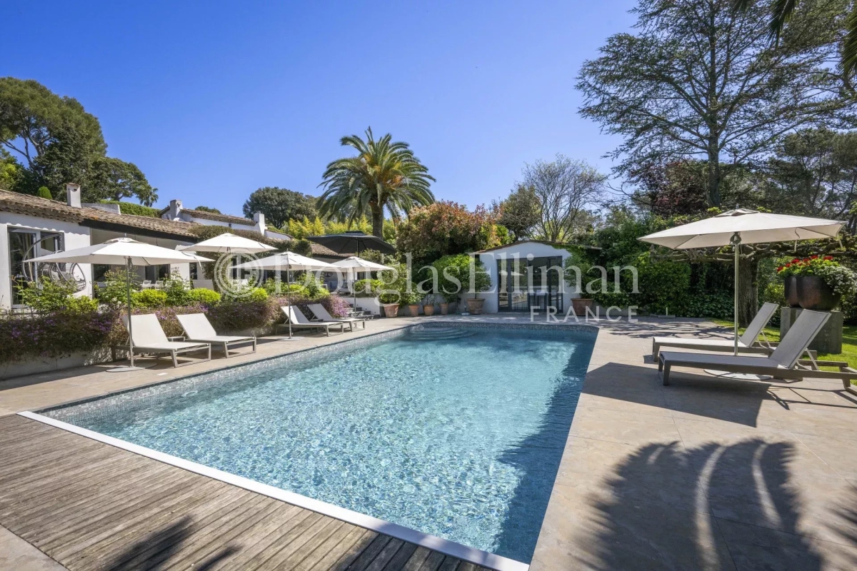 Luxury House for sale in Mougins, 3 995 000 €, Photo 2