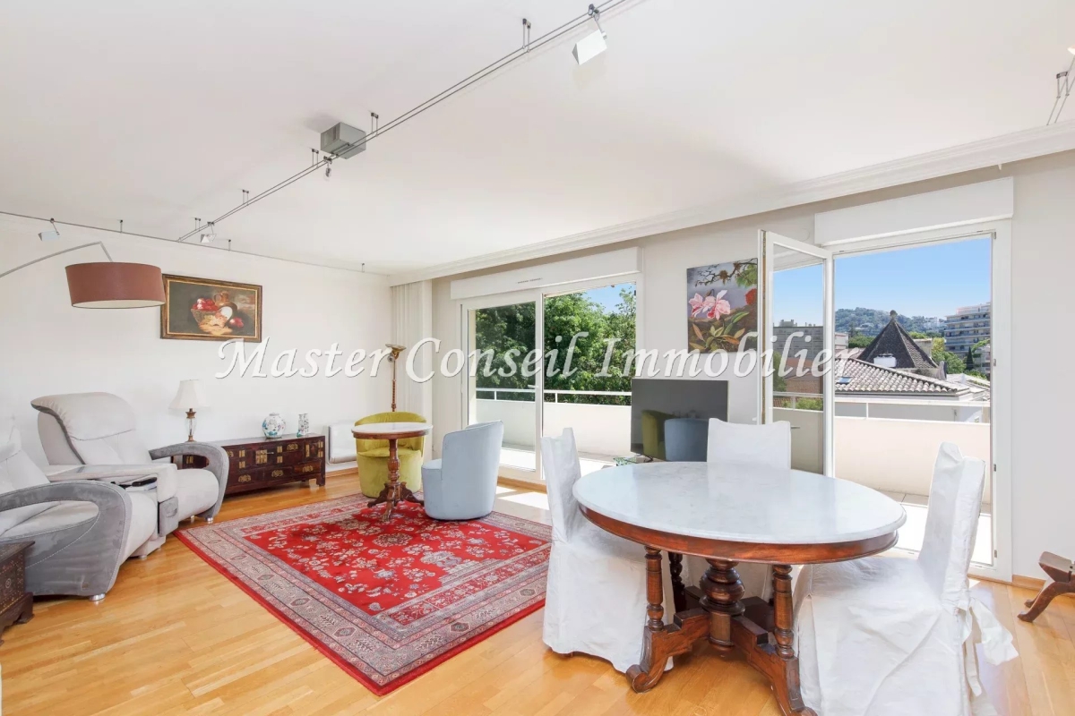 Appartement de luxe à vendre à Cannes, 990 000 €, Photo 2