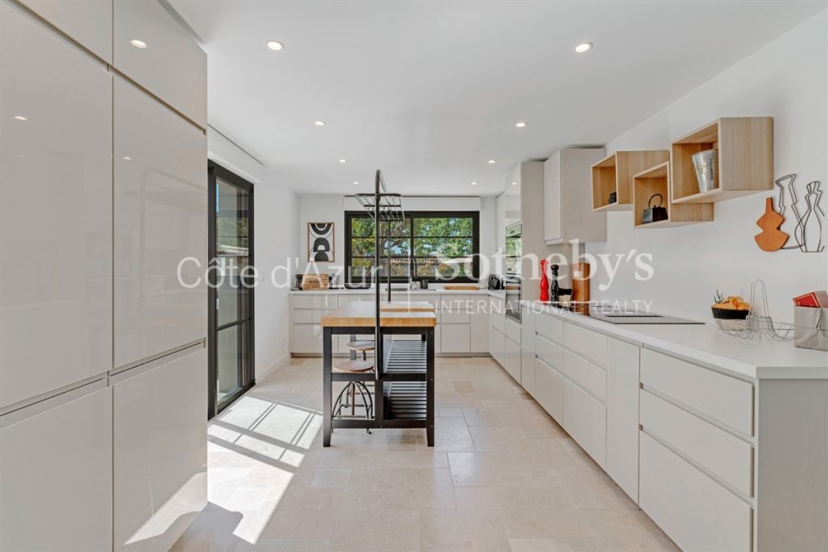 Luxury House for sale in Grimaud, 2 580 000 €, Photo 7