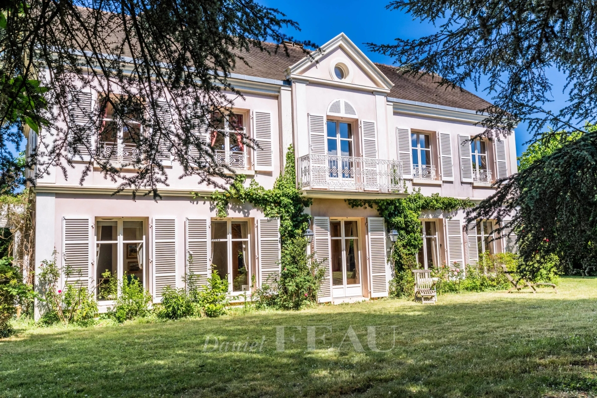 Maison de luxe à vendre à Montfort-l'Amaury, 1 312 000 €, Photo 1