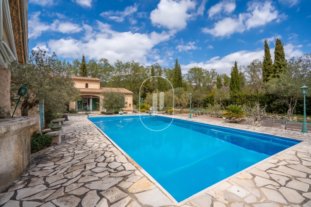 Luxury House for sale in Lorgues, 650 000 €, Photo 2