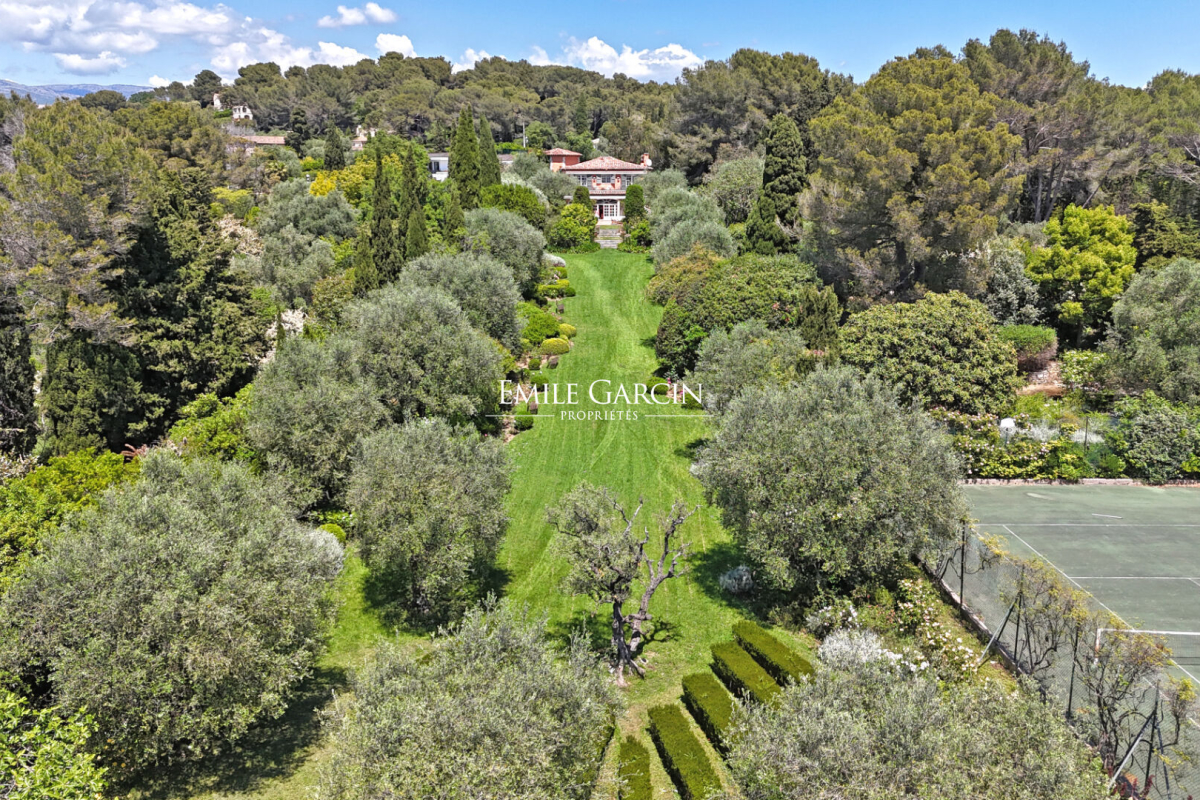 Maison de luxe à vendre à Mouans-Sartoux, 12 800 000 €, Photo 2