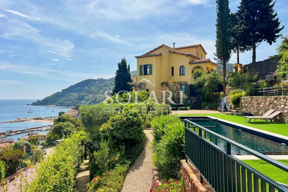 Luxury House for sale in Théoule-sur-Mer, 4 490 000 €, Photo 1