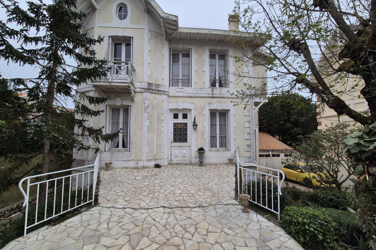 Maison de luxe à vendre à Royan, 836 000 €, Photo 1