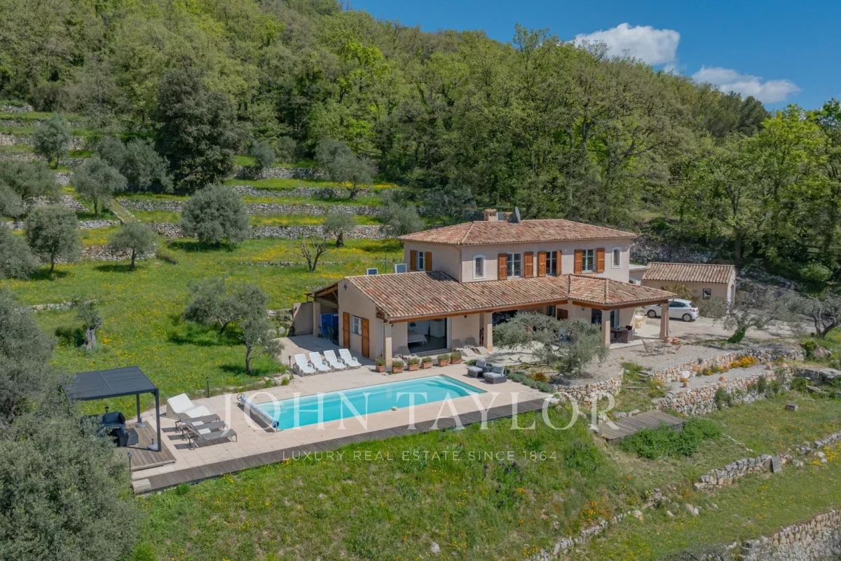 Maison de luxe à vendre à Châteauneuf-Grasse, 2 350 000 €, Photo 2
