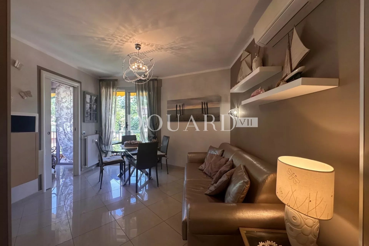 Appartement de luxe à vendre à Menton, 280 000 €, Photo 3