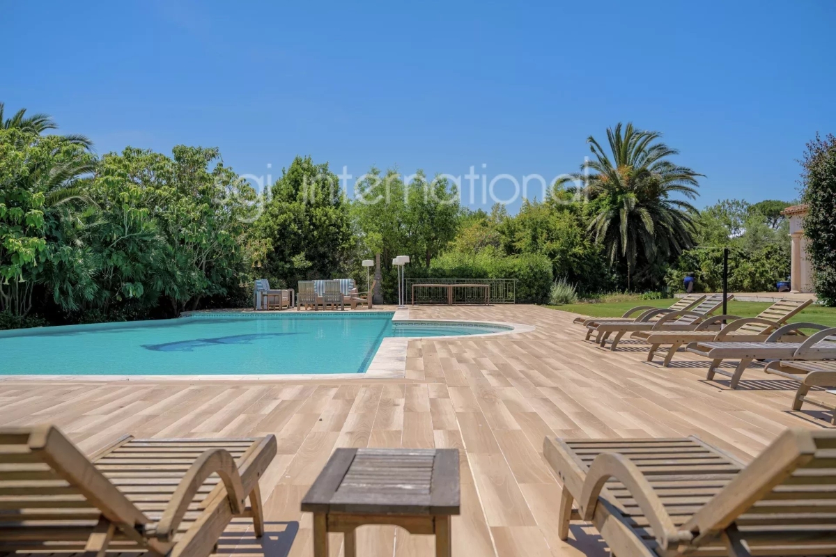 Maison de luxe à vendre à Saint-Tropez, 20 000 000 €, Photo 4