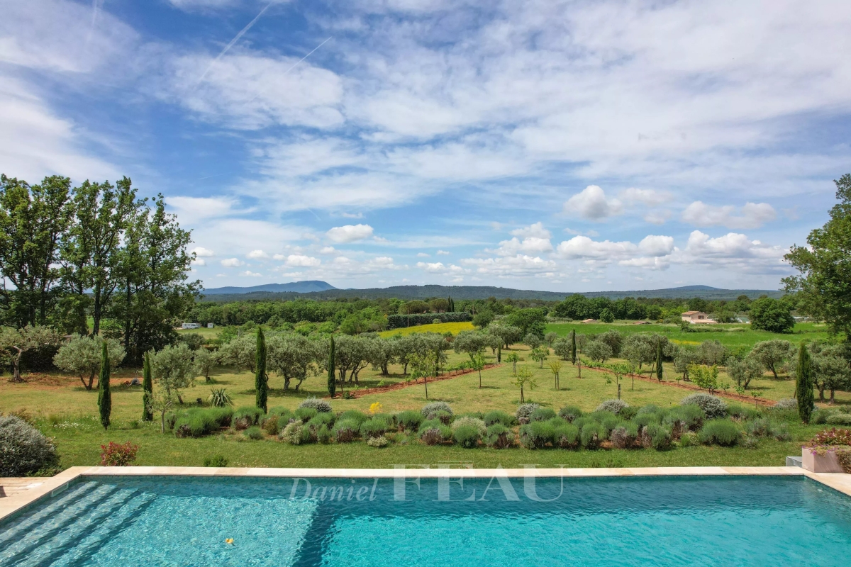Luxury House for sale in Aups, 1 640 000 €, Photo 2