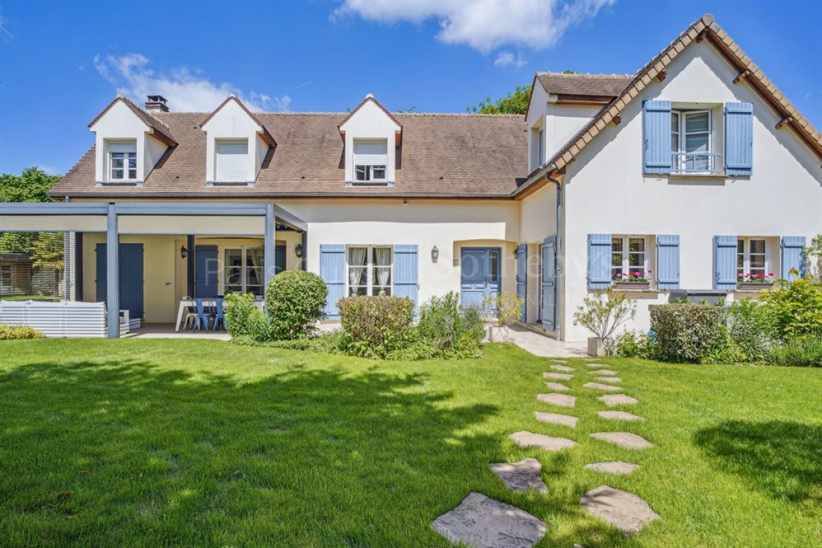 Maison de luxe à vendre à Montfort-l'Amaury, 1 733 000 €, Photo 1