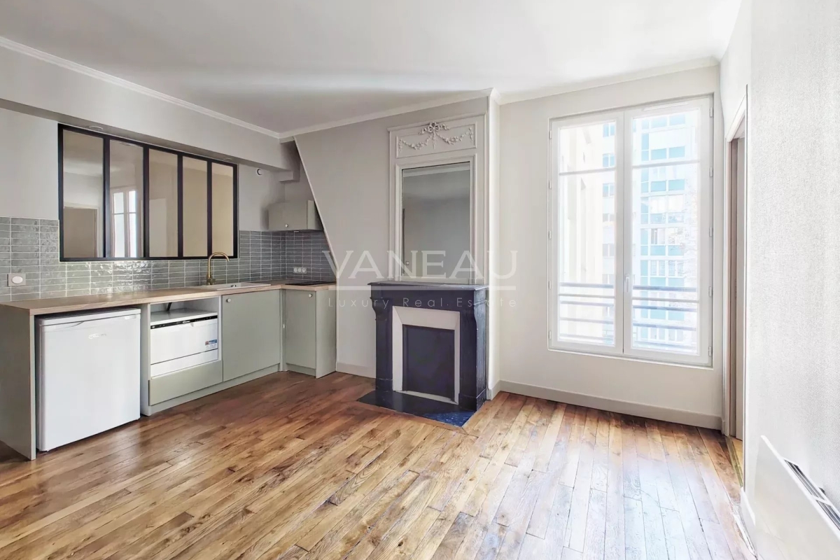 Luxury Apartment for sale in Paris 14Ème, 555 300 €, Photo 2