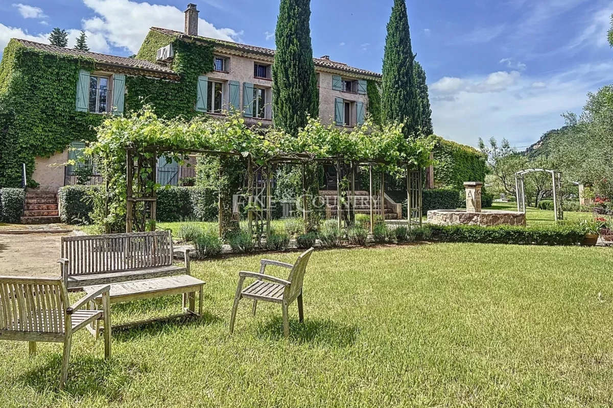Maison de luxe à vendre à Gonfaron, 1 095 000 €, Photo 4