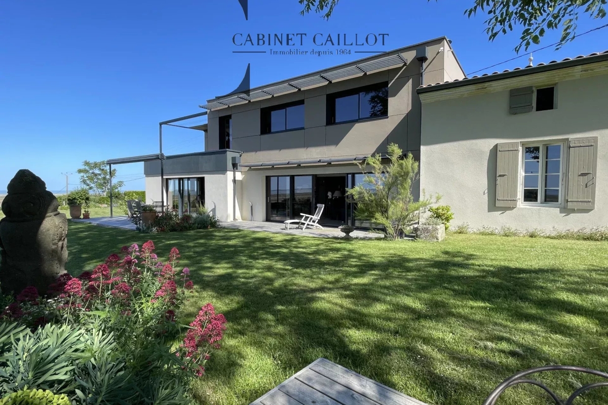 Maison de luxe à vendre à Mortagne-sur-Gironde, 895 500 €, Photo 4