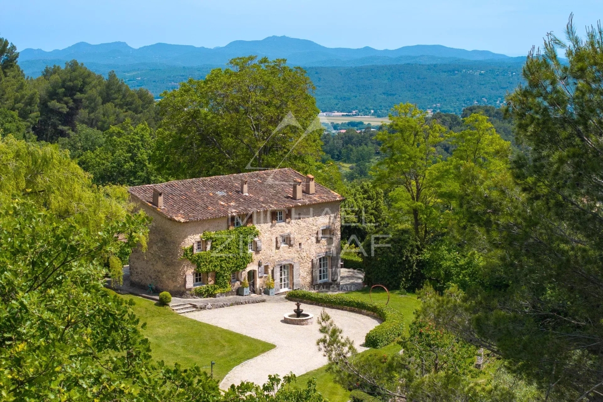 Luxury House for sale in Fayence, 2 950 000 €, Photo 1