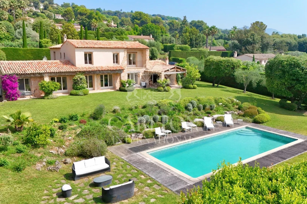 Maison de luxe à vendre à Saint-Paul-de-Vence, 2 490 000 €, Photo 1