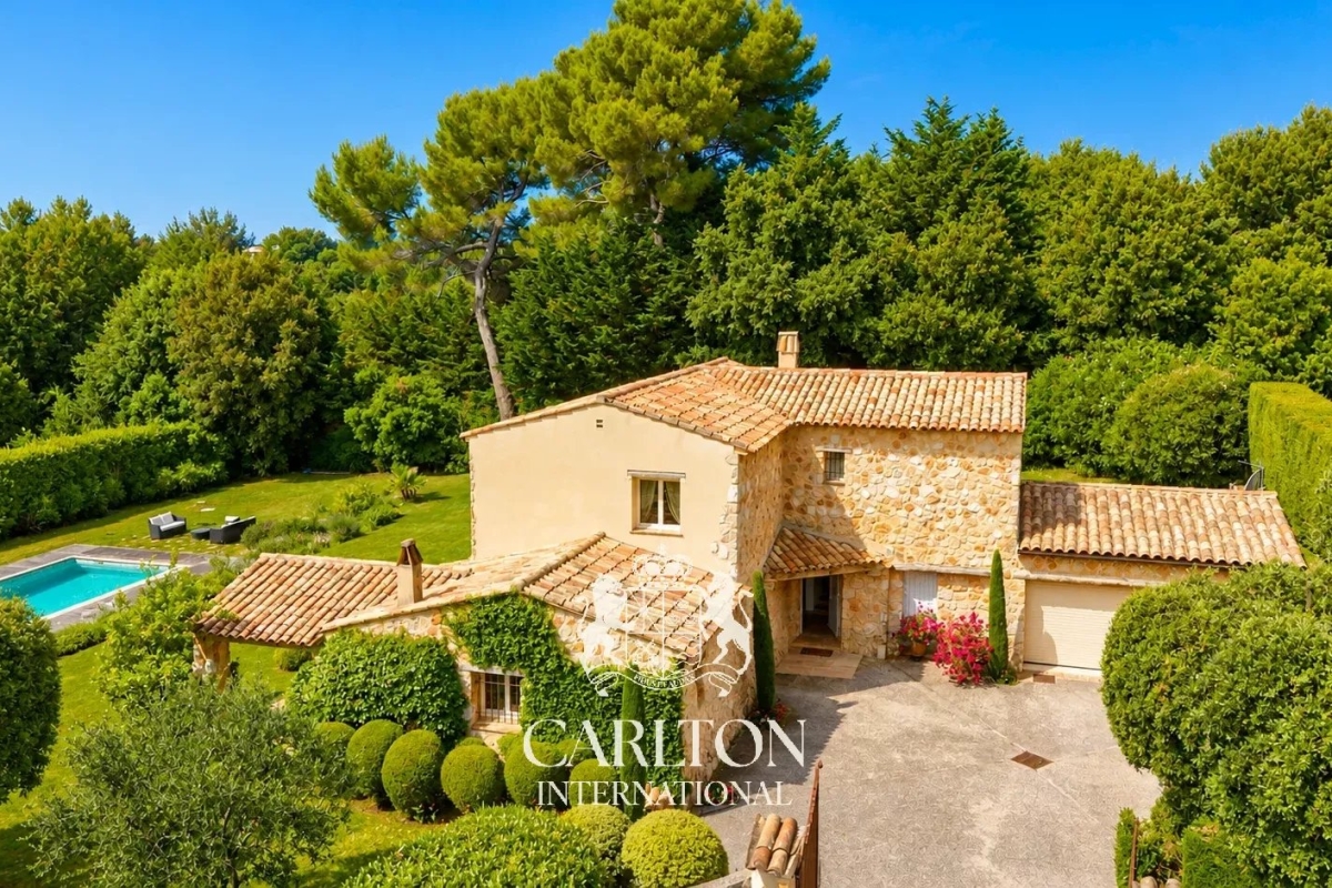 Luxury House for sale in Saint-Paul-de-Vence, 2 490 000 €, Photo 2
