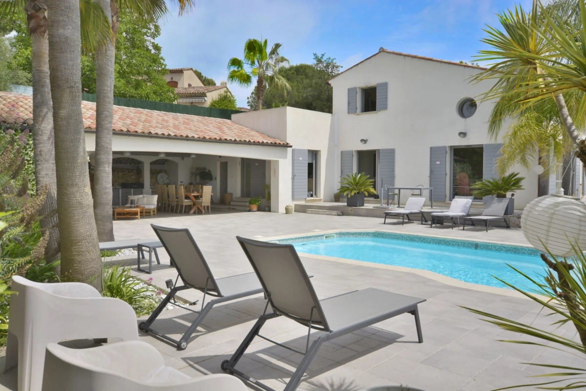 Luxury House for sale in Valbonne, 1 690 000 €, Photo 4