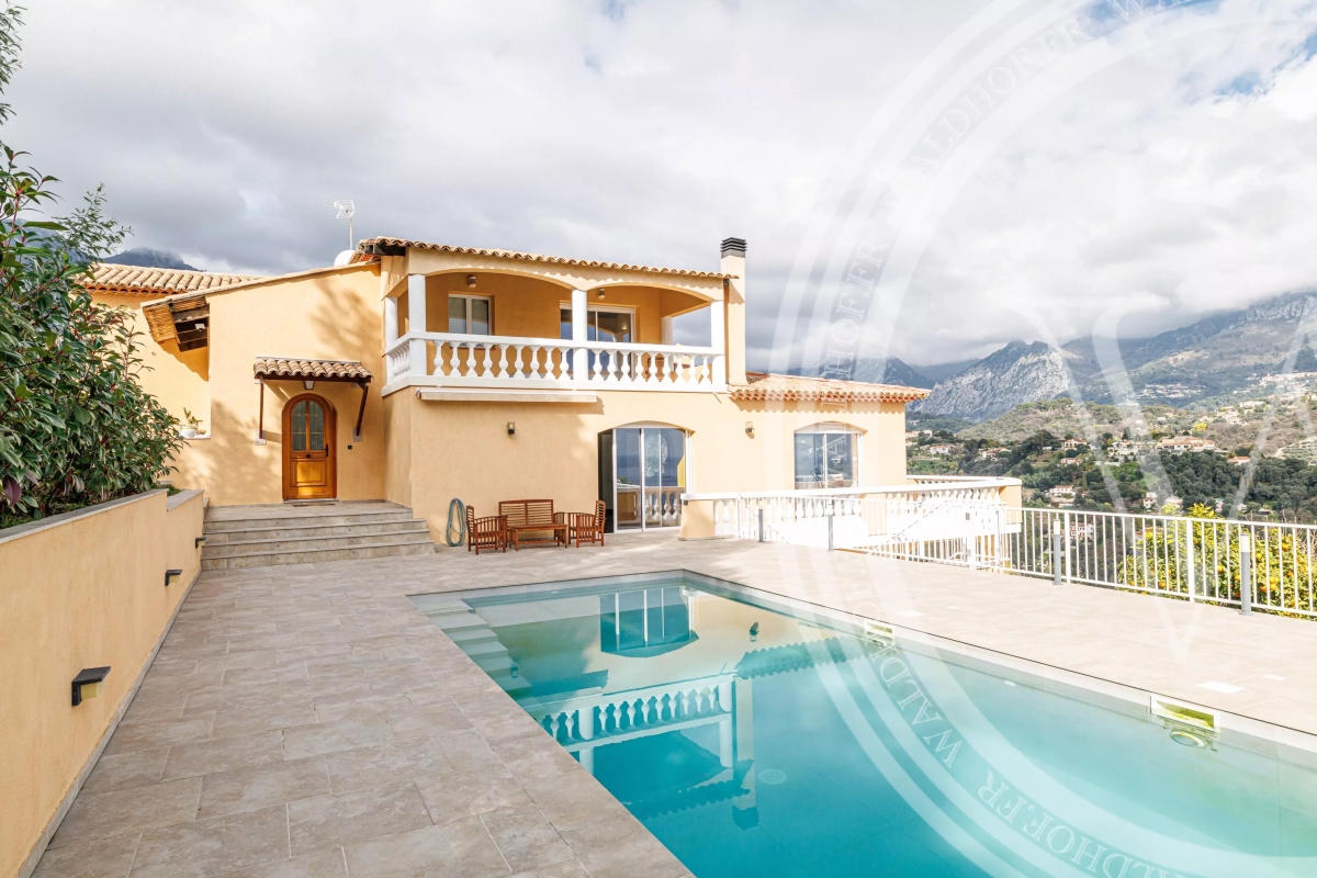 Maison de luxe à vendre à Menton, 2 200 000 €, Photo 1