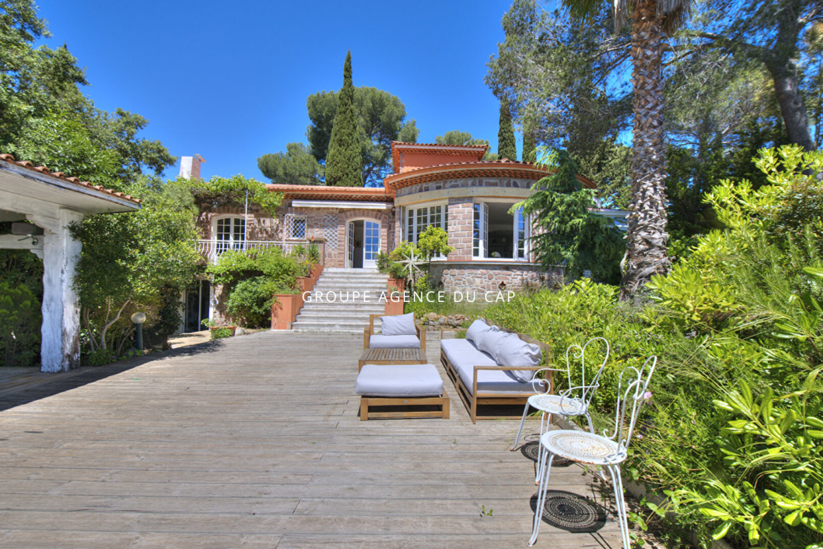 Luxury House for sale in Saint-Raphaël, 1 360 000 €, Photo 4