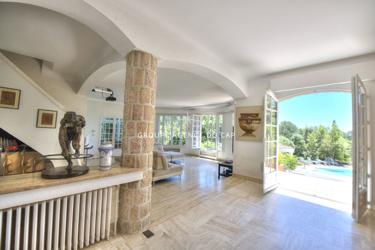 Luxury House for sale in Saint-Raphaël, 1 360 000 €, Photo 6