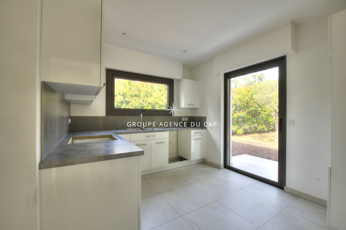 Luxury House for sale in Saint-Raphaël, 960 000 €, Photo 6