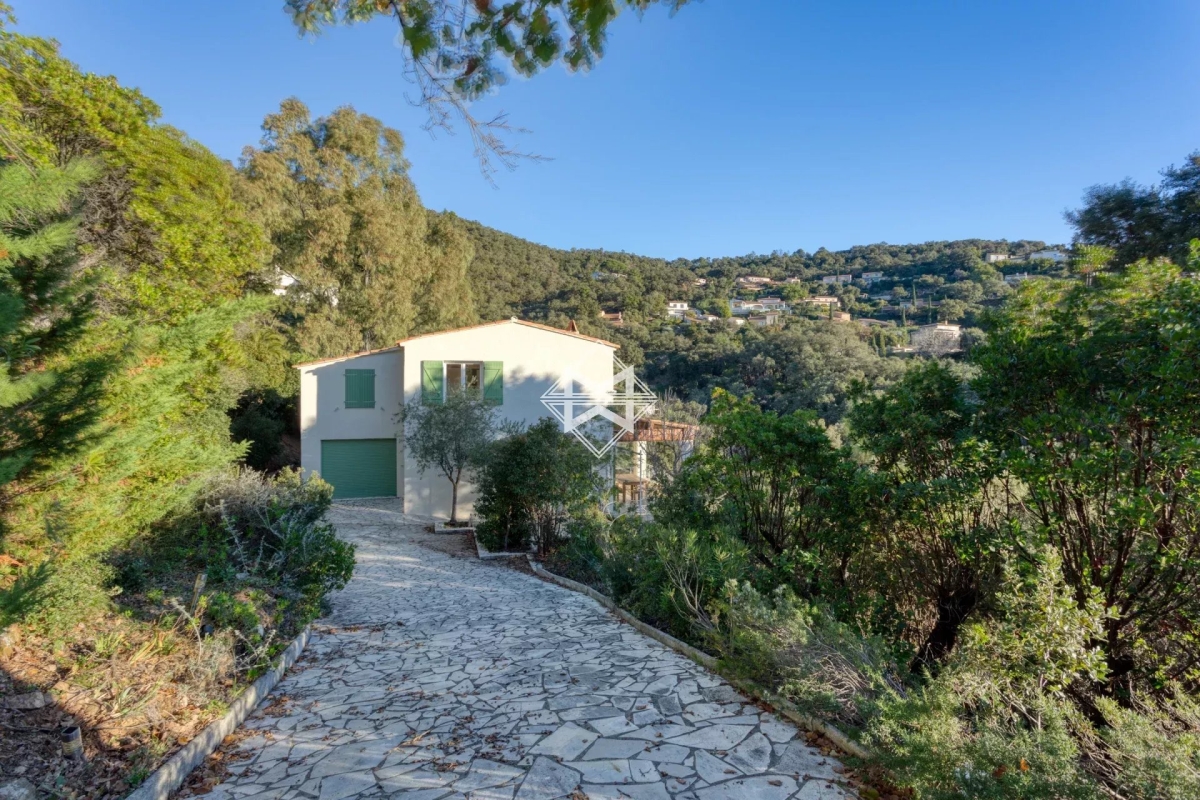 Maison de luxe à vendre à La Croix-Valmer, 1 950 000 €, Photo 4
