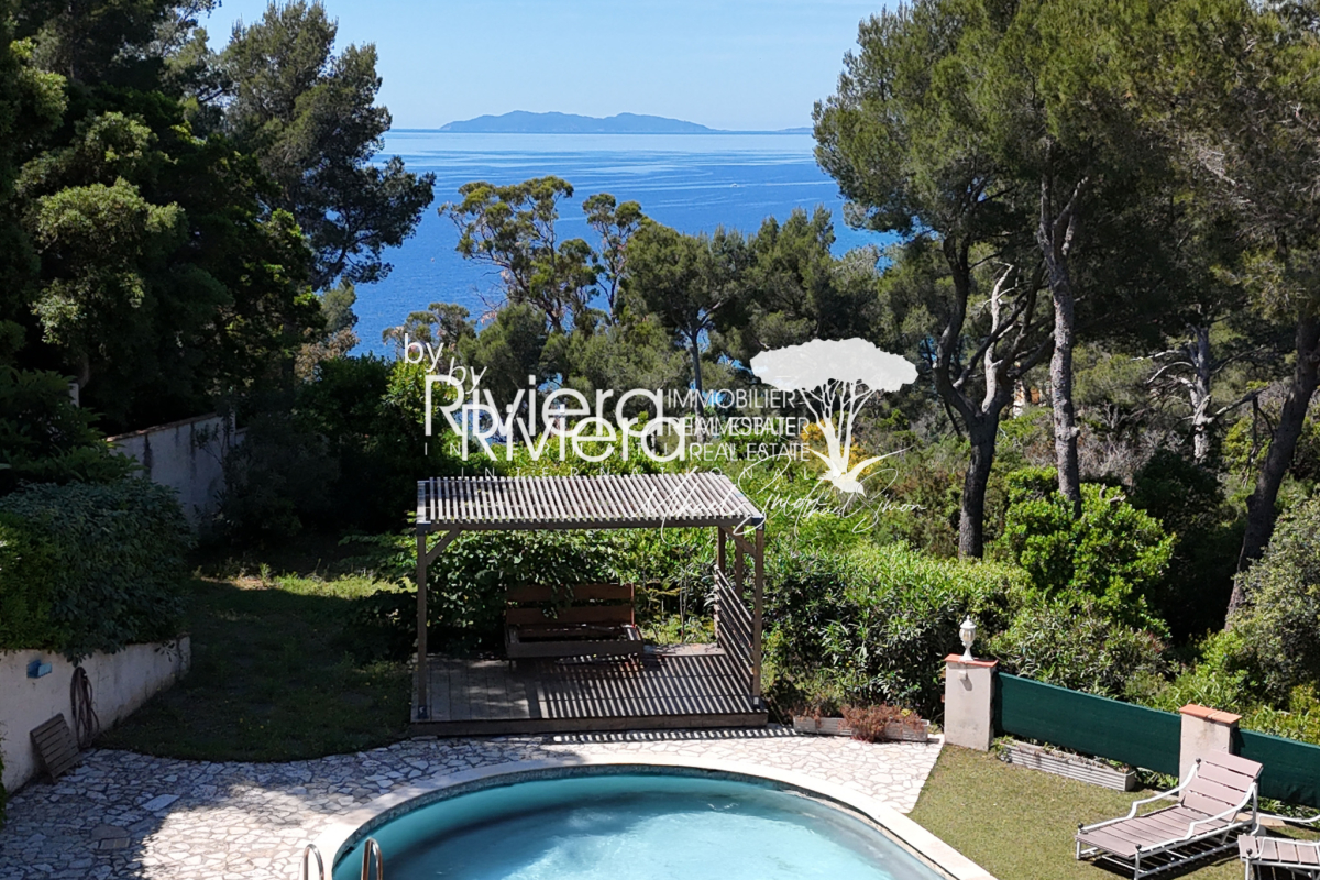 Maison de luxe à vendre à Cavalaire-sur-Mer, 1 995 000 €, Photo 3