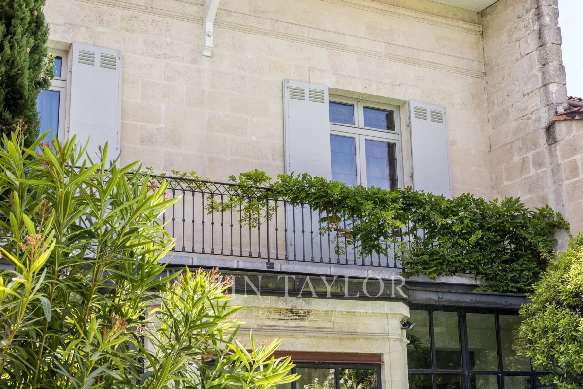 Luxury House for sale in Bordeaux, 2 100 000 €, Photo 3