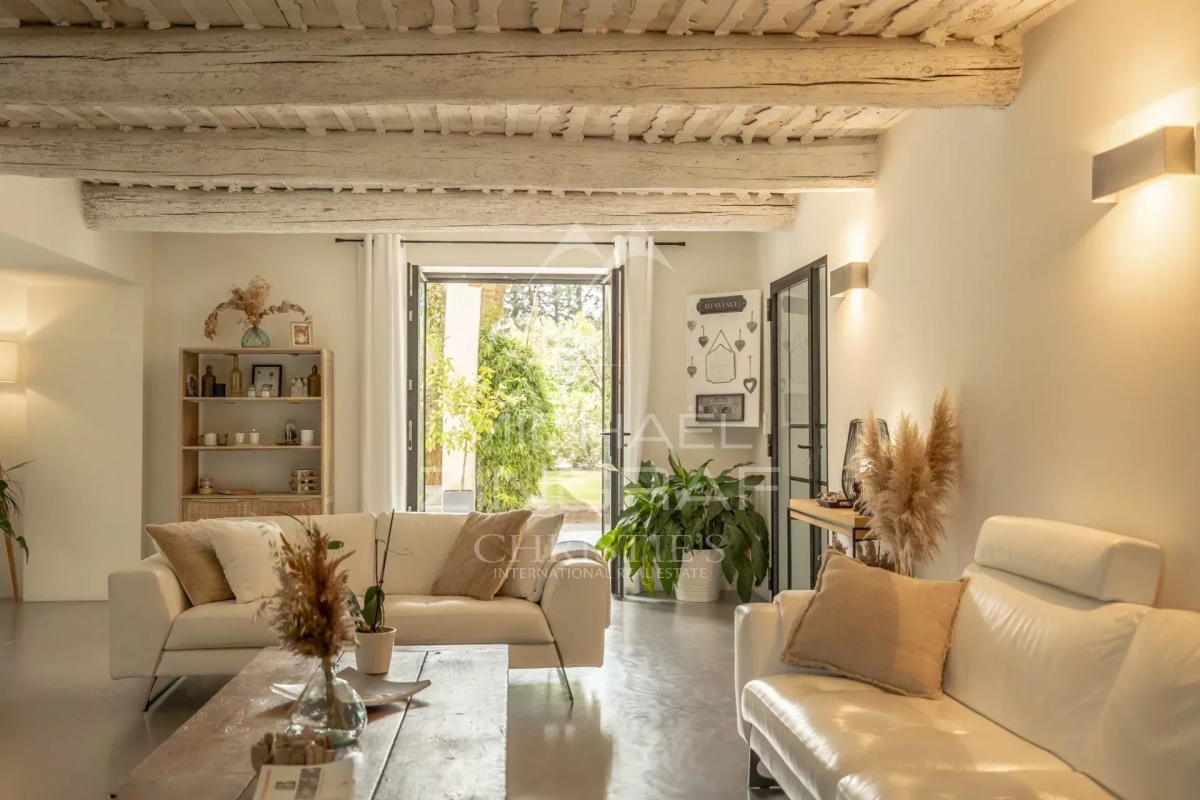 Maison de luxe à vendre à Robion, 1 798 000 €, Photo 2