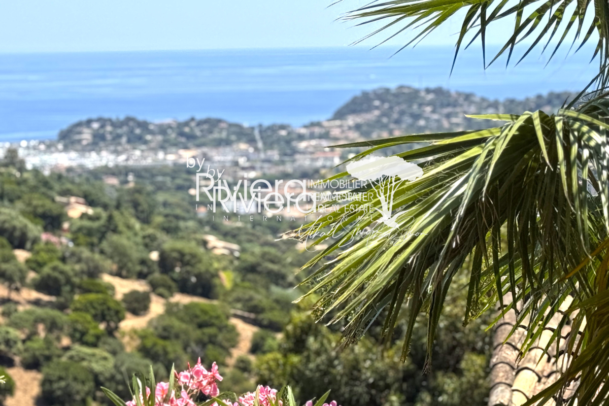 Luxury House for sale in Cavalaire-sur-Mer, 2 280 000 €, Photo 3