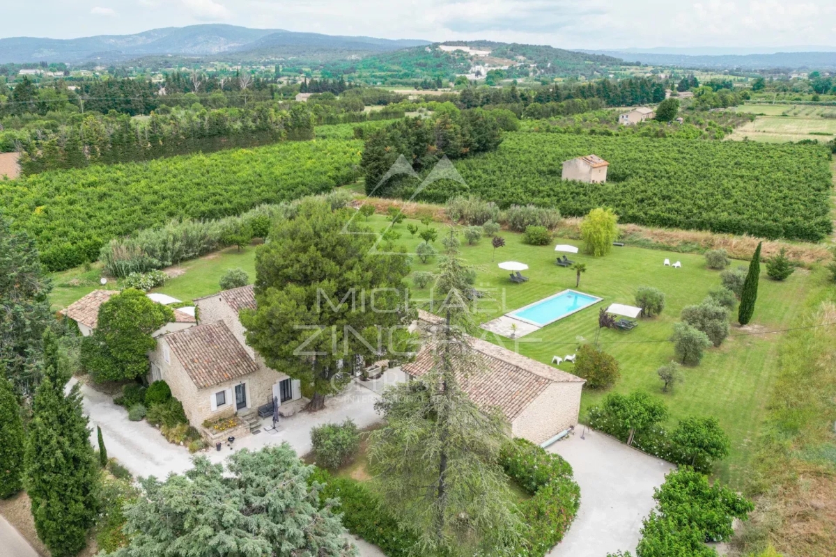 Maison de luxe à vendre à Robion, 1 798 000 €, Photo 3