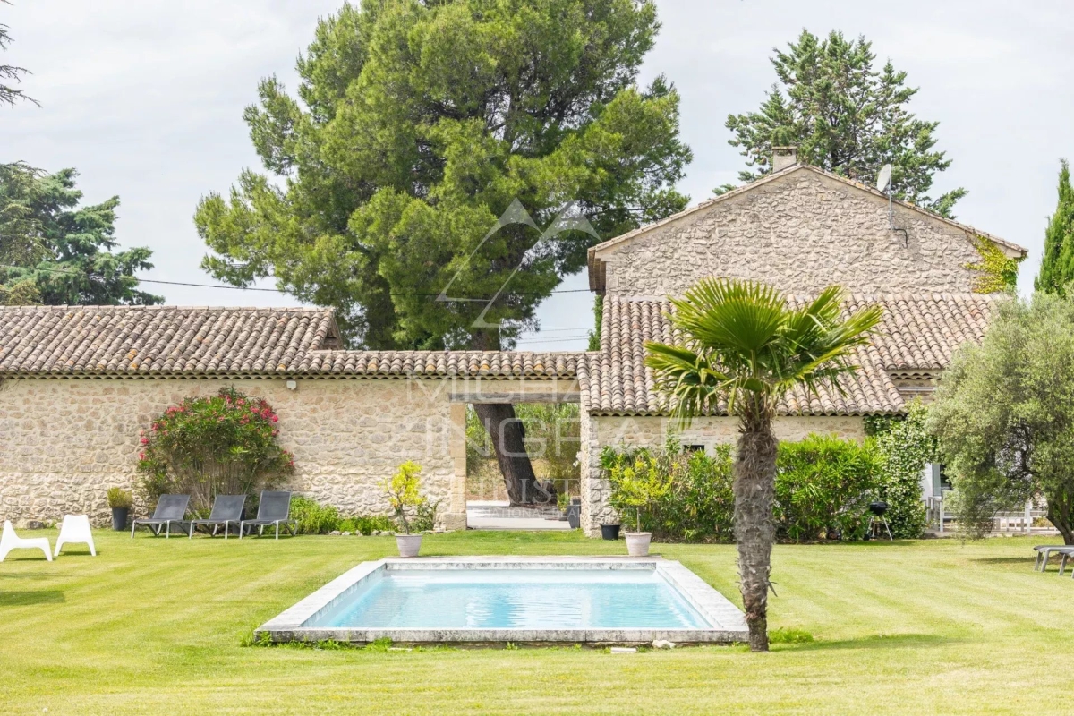 Maison de luxe à vendre à Robion, 1 798 000 €, Photo 4