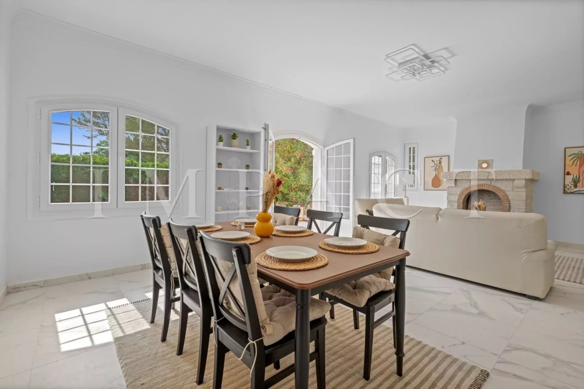 Maison de luxe à vendre à Mougins, 1 350 000 €, Photo 3