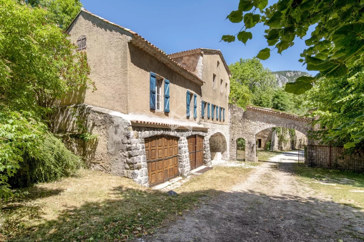 Luxury House for sale in Andon, 2 500 000 €, Photo 3