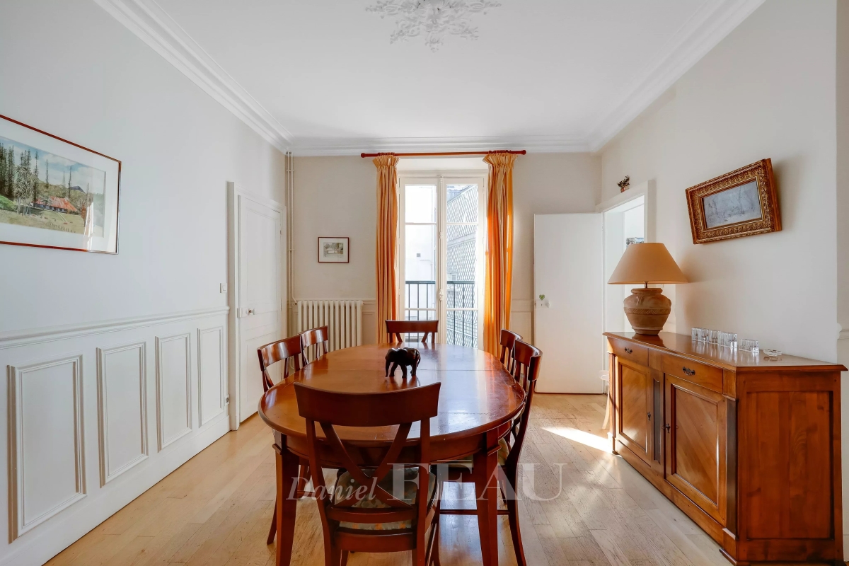Maison de luxe à vendre à Versailles, 1 050 000 €, Photo 3