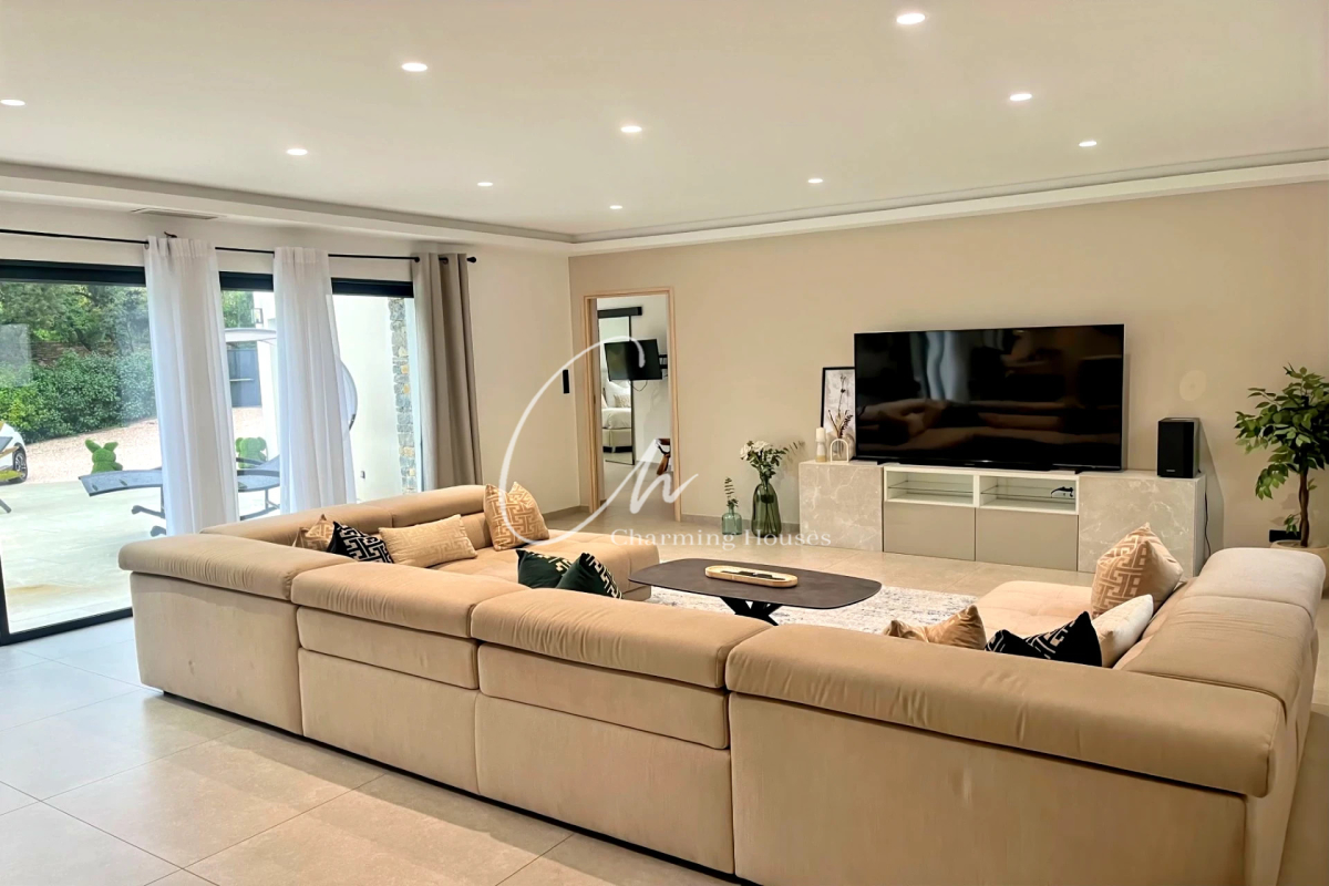 Luxury House for sale in Nîmes, 880 000 €, Photo 5