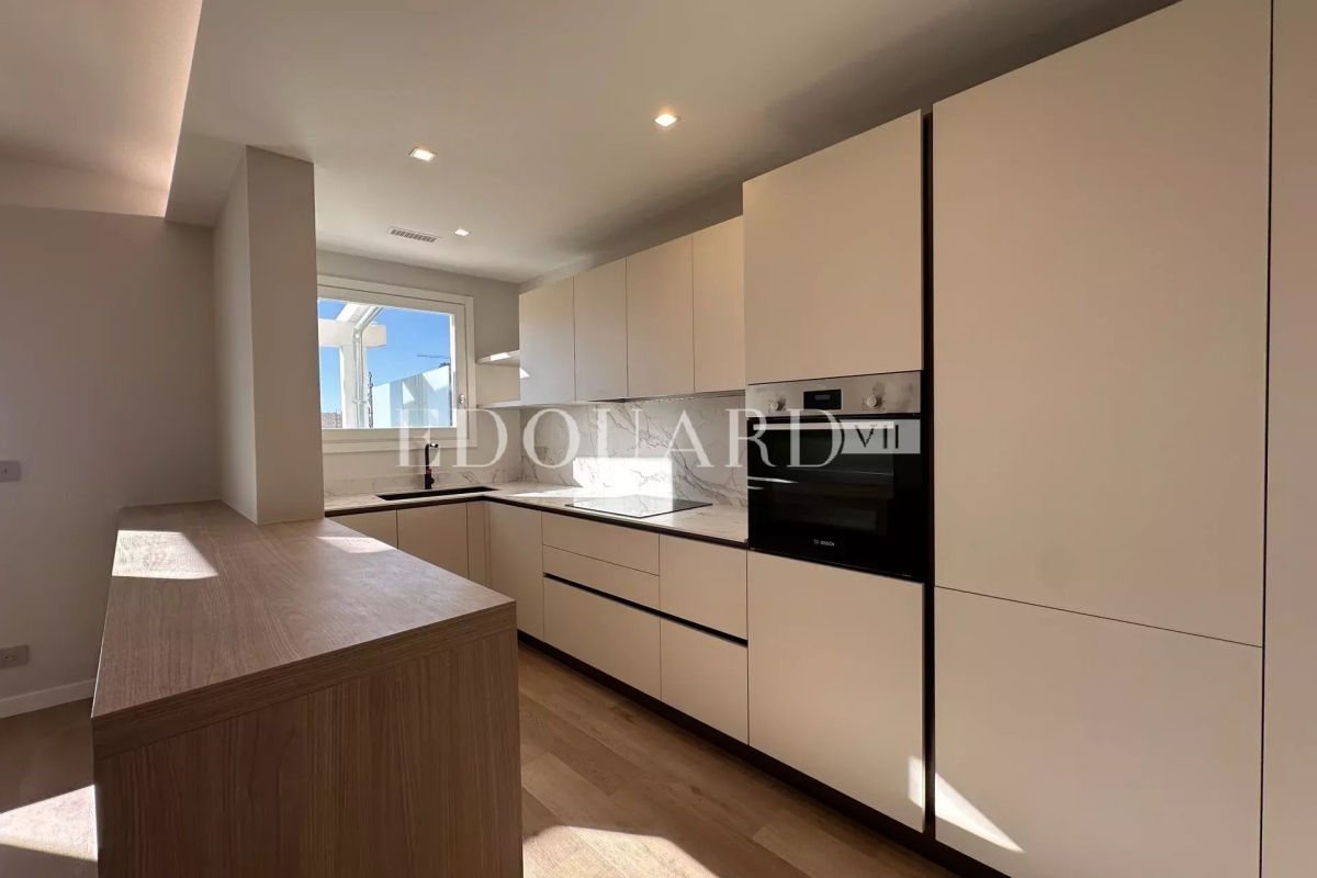 Luxury Apartment for sale in Roquebrune-Cap-Martin, 1 180 000 €, Photo 5